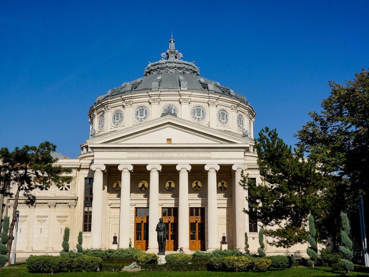 Romanian Athenaeum © Monica Suma / Lonely Planet