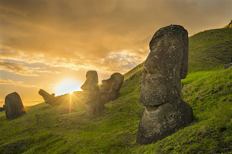 Features - easter-island easter-island