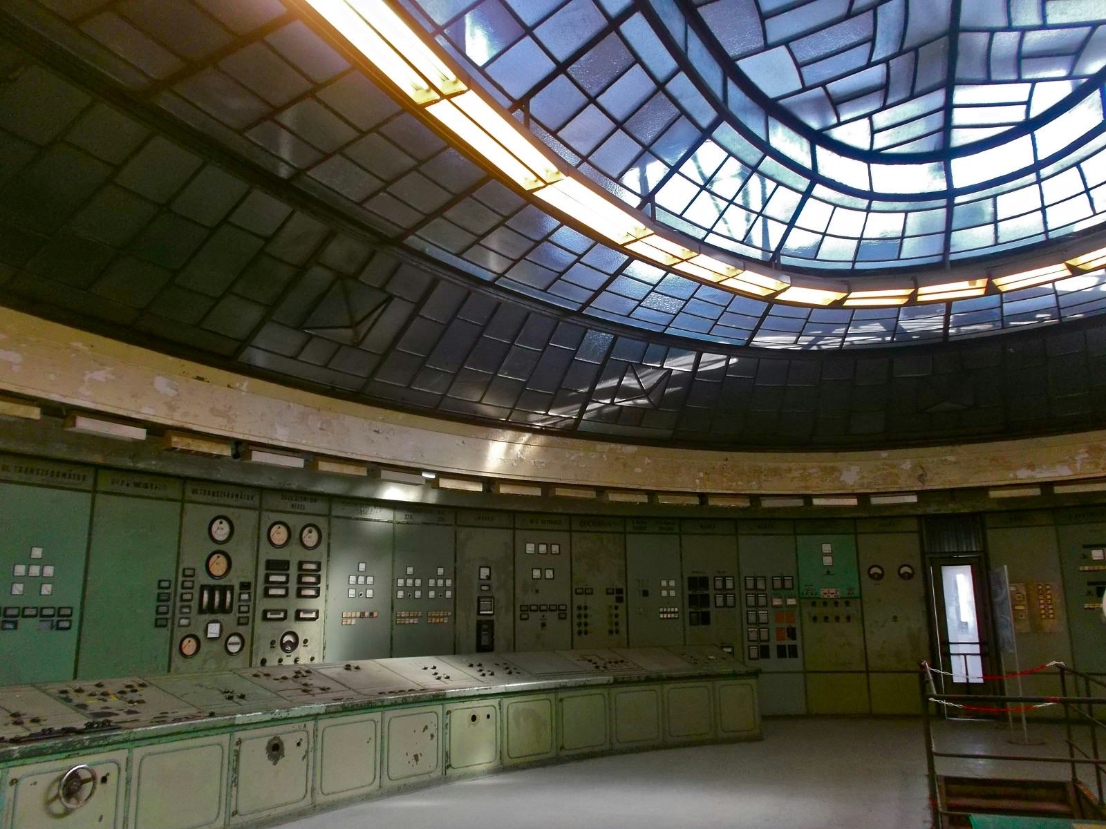 The control room of Kelenföld Power Station © Jennifer Walker / Lonely Planet