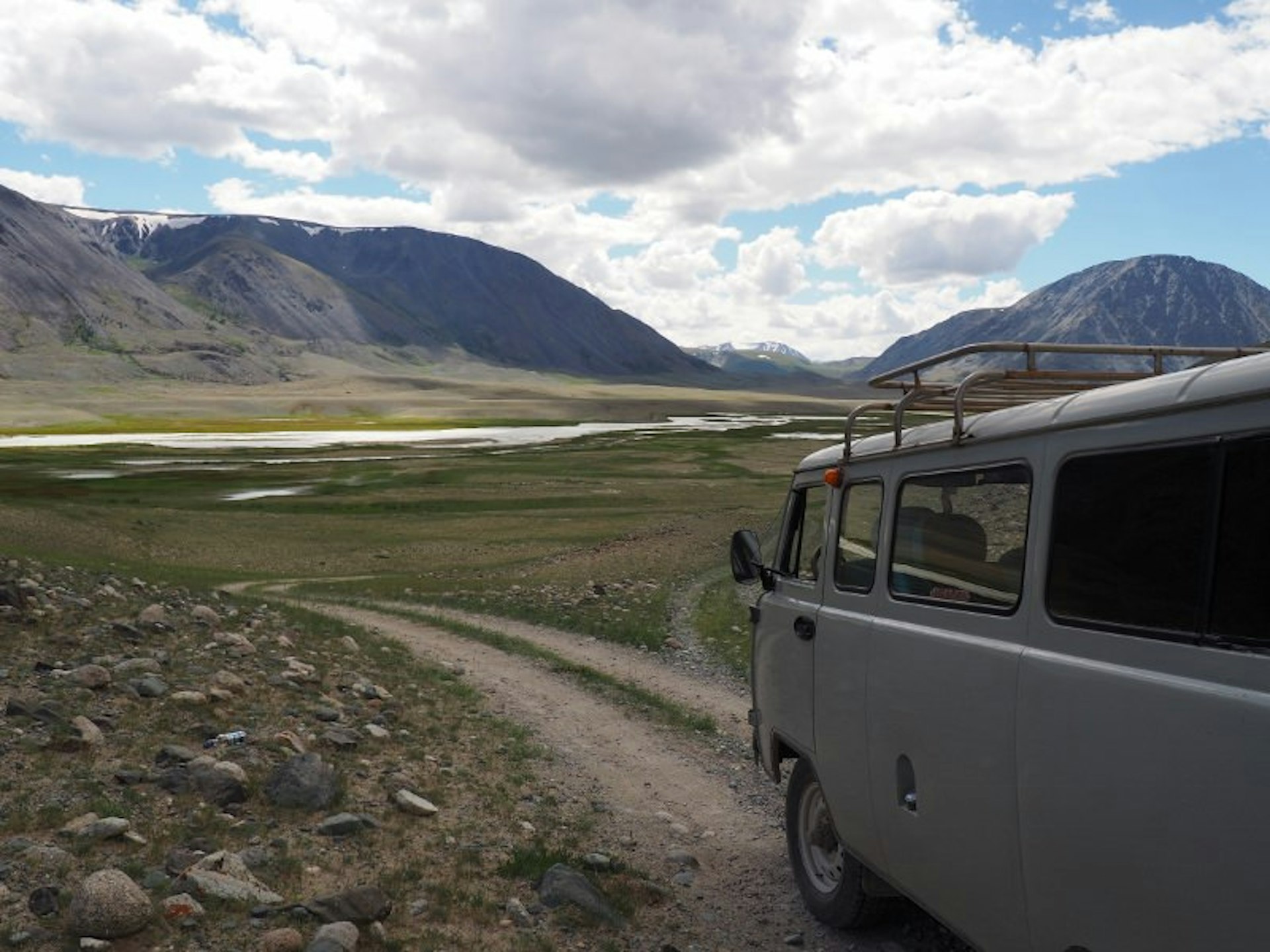 Road-tripping in western Mongolia is a beautiful but bumpy affair © Olivia Pozzan / Lonely Planet