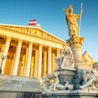 Features - The calm and peace of Augarten. Image © RossHelen / Shutterstock
