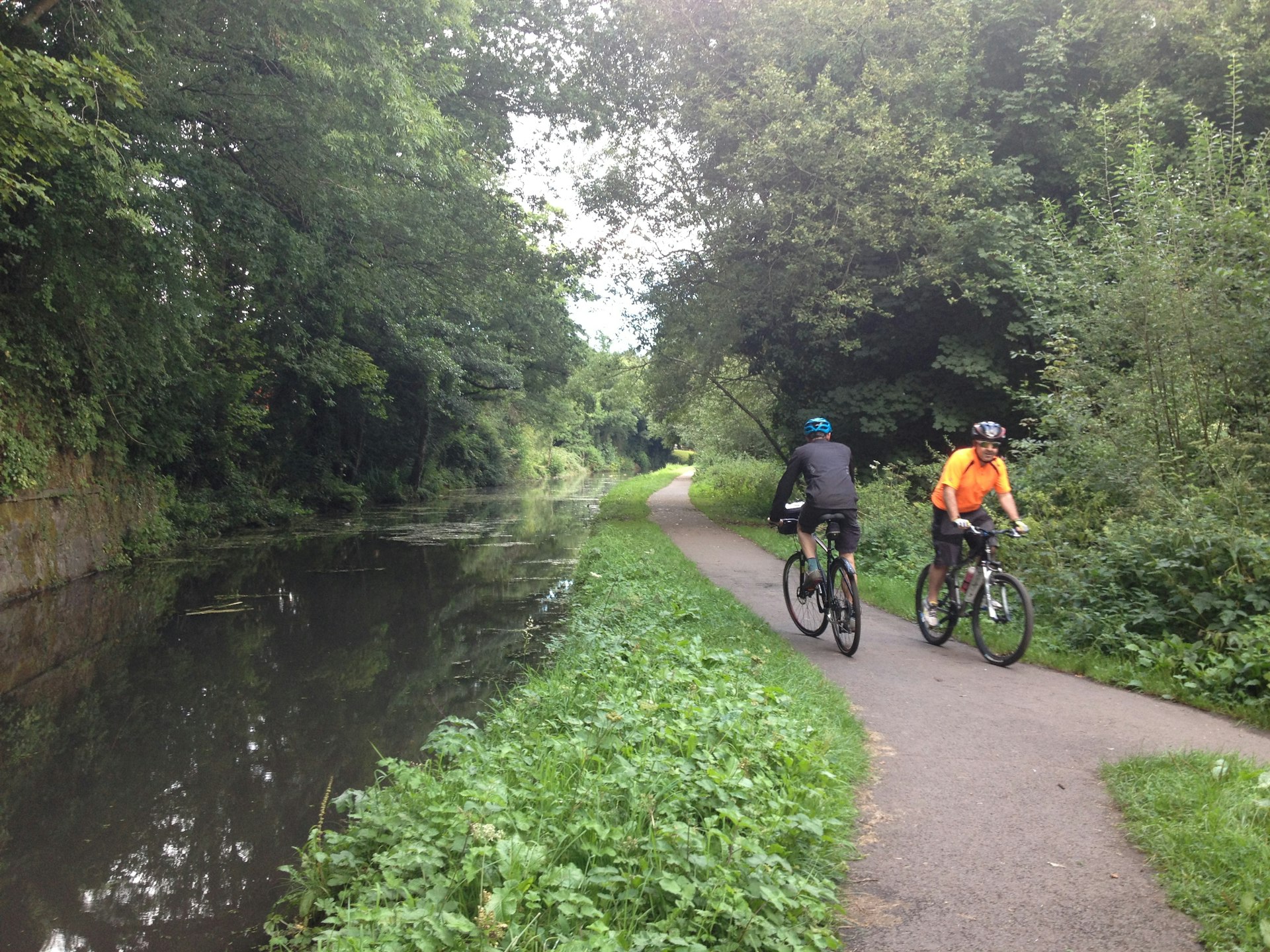 Cycle along the pretty Monmouth and Brecon canal © Helen Elfer/Lonely Planet
