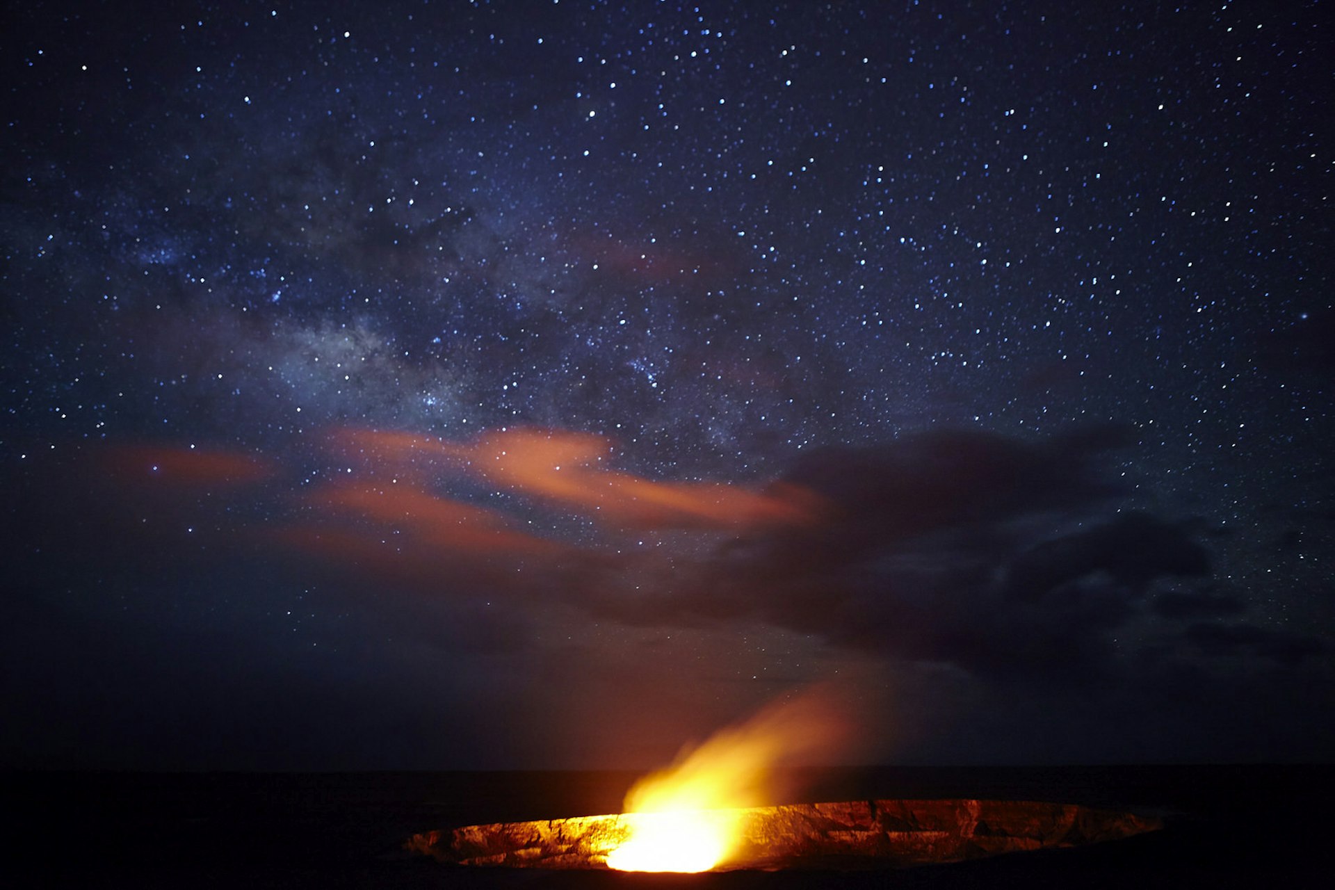 Halema'u ma'u Crater under stars of Milky Way in Volcanoes National Park © Matt Munro / Lonely Planet 