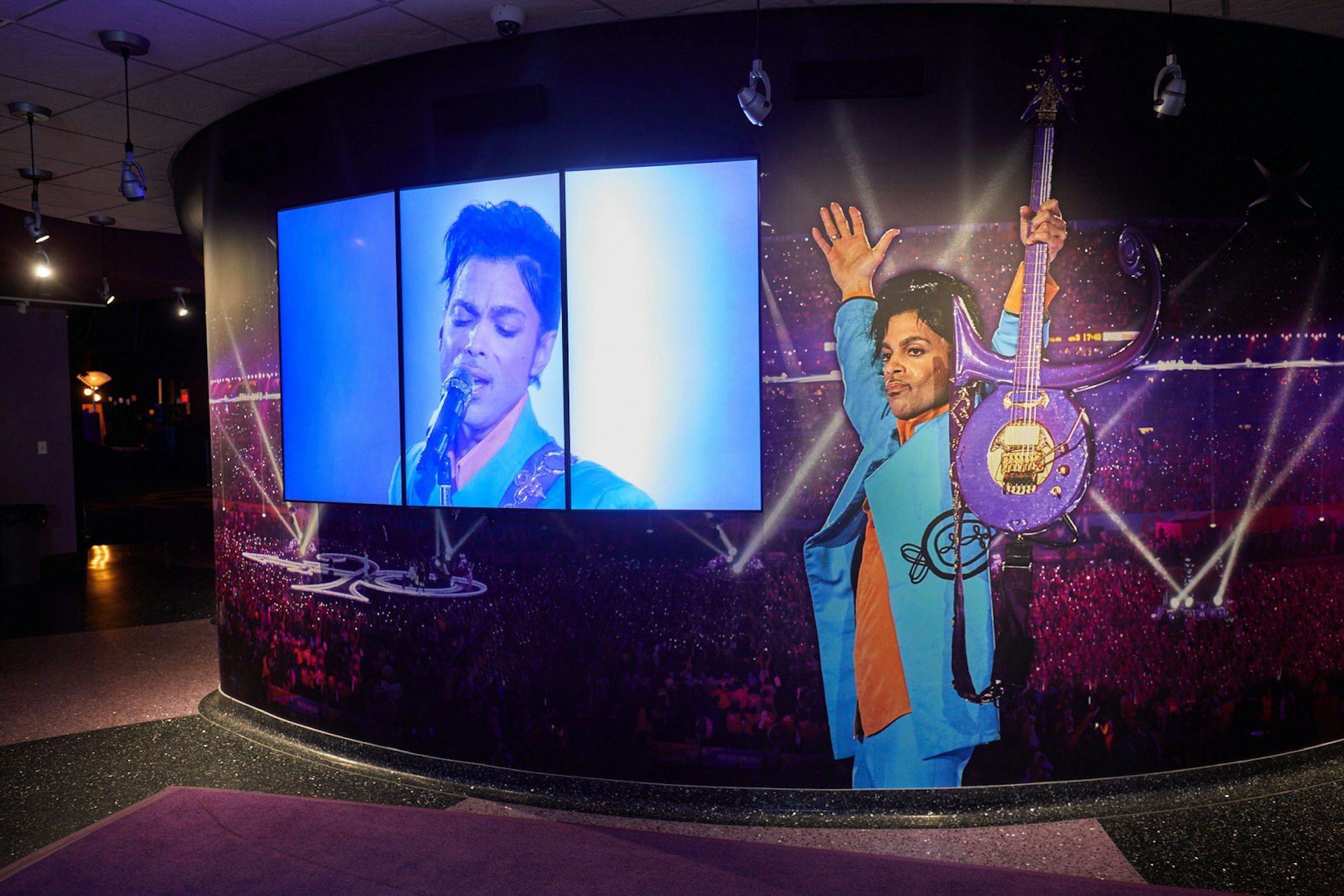 Prince's Paisley Park Museum in Chanhassen, Minnesota © Photo by Adam Bettcher / Getty Images