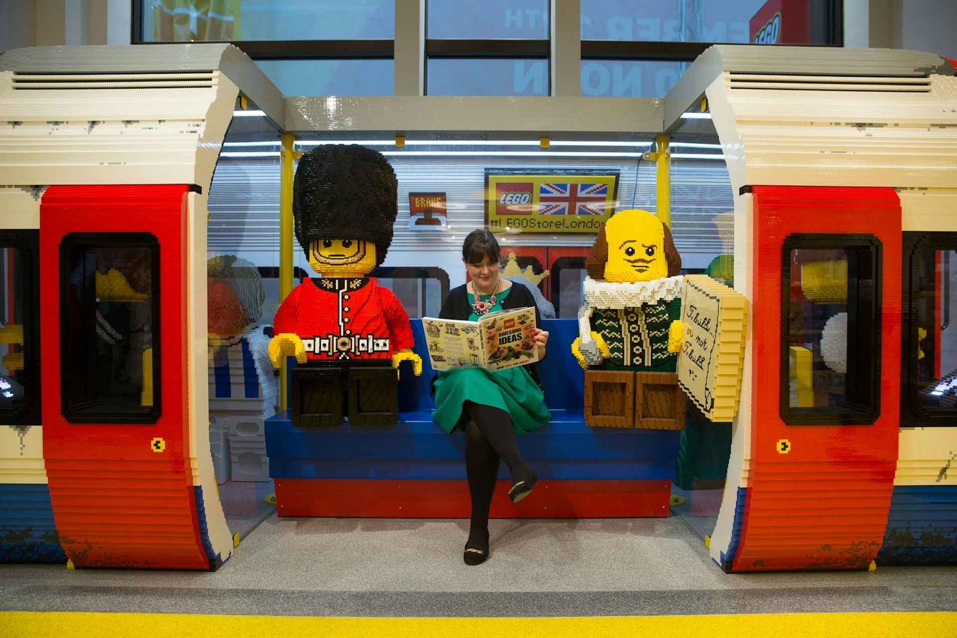A London Underground Tube train carriage made with LEGO pieces in Leicester Square © Daniel Leal-Olivas / Getty Images