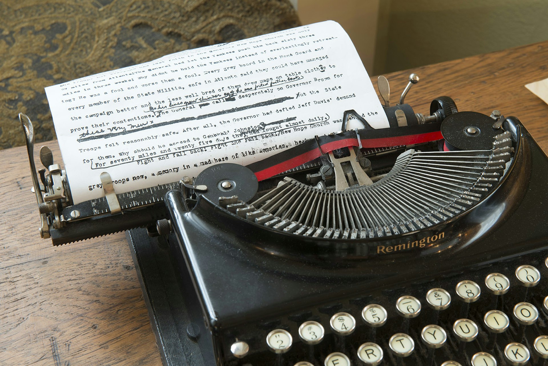 Typewriter on display in the Margaret Mitchell House and Museum in Atlanta © Christian Heeb