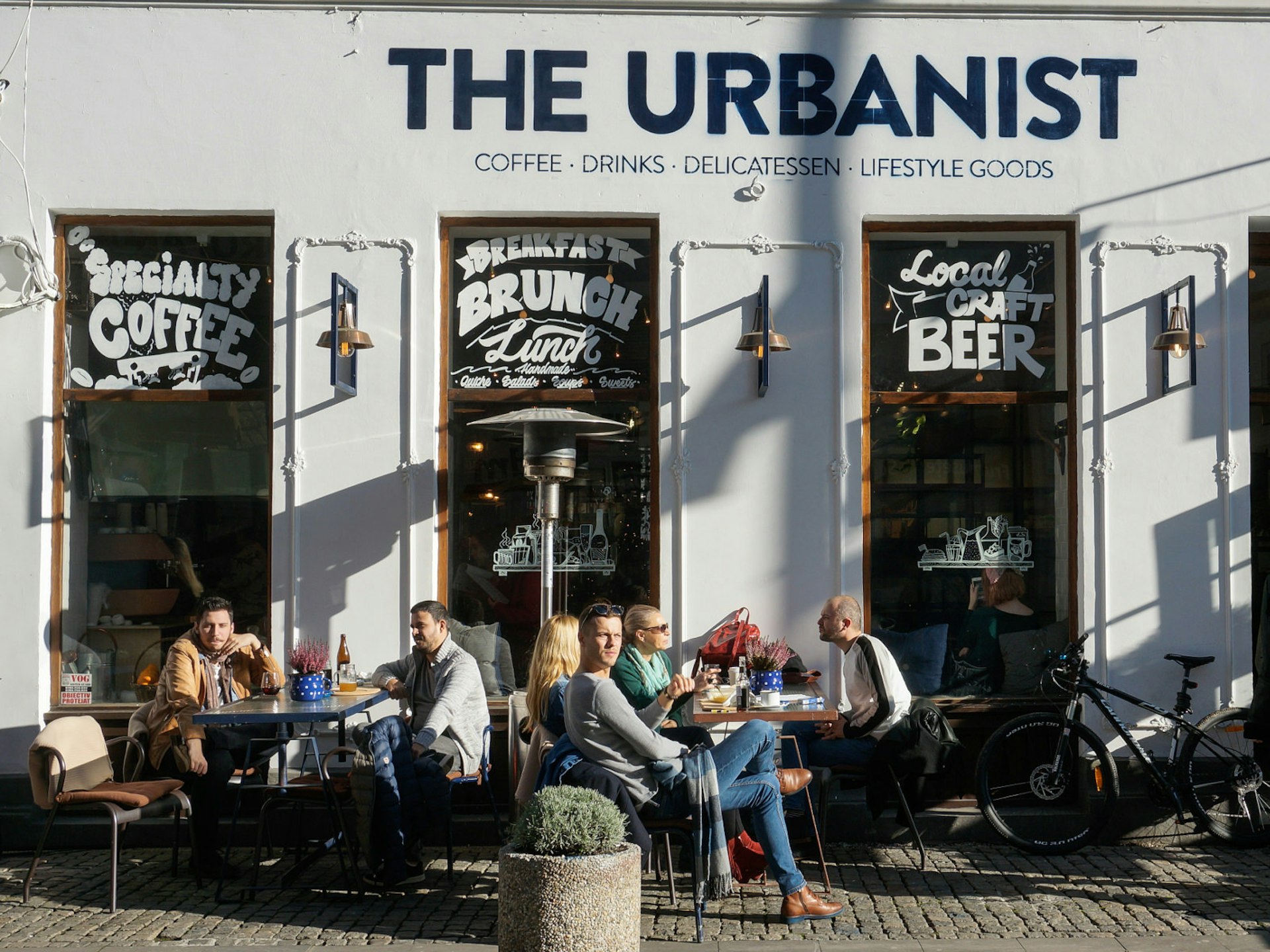 The Old Town's URBN Supply Co has a good selection of craft beer © Monica Suma / Lonely Planet