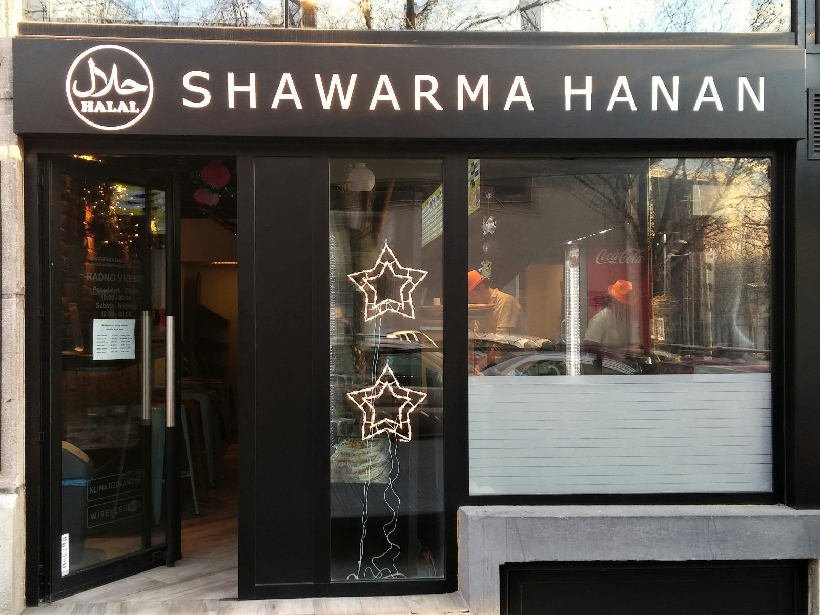 Shawarma Hanan serves falafel sandwiches on the go © Nevena Paunovic / Lonely Planet