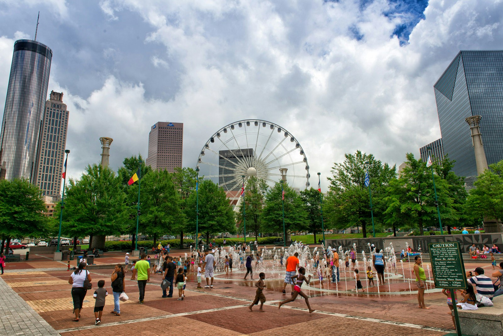 Atlanta is always on the move and is becoming more pedestrian-friendly © Gene Phillips / AtlantaPhotos.com