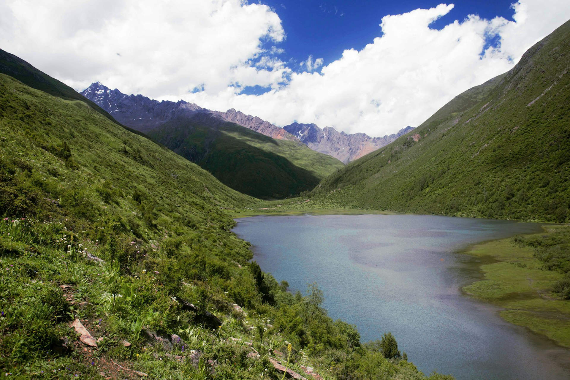 Big Lake, the anchor of most tourists' hikes into the Haizi Valley © Stephen Lioy / Lonely Planet