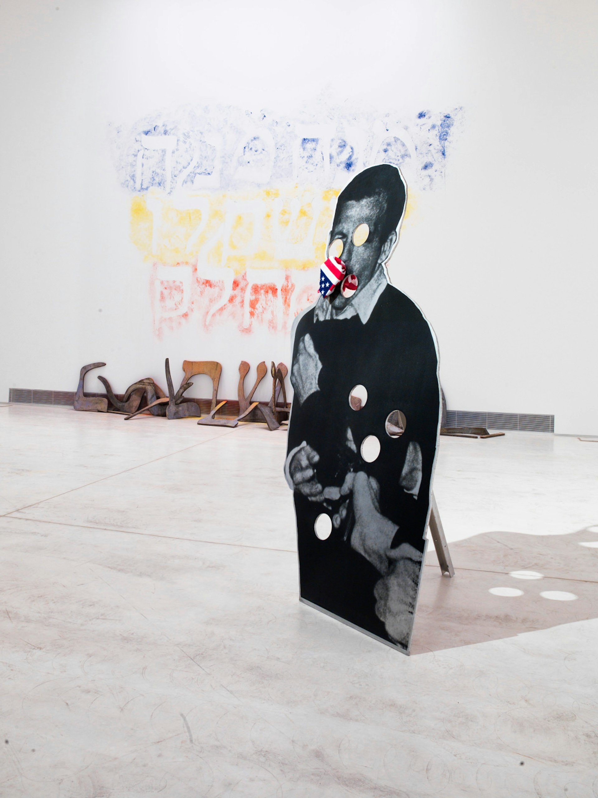 Work by Jef Geys and Cady Noland at the EMST © courtesy of Giannis Vastardis / National Museum of Contemporary Art, Athens