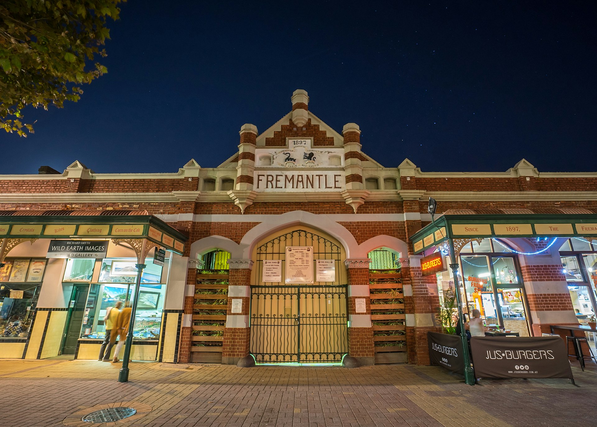 Fremantle's historic public market, which dates back to 1897 ©  MEzairi / Shutterstock