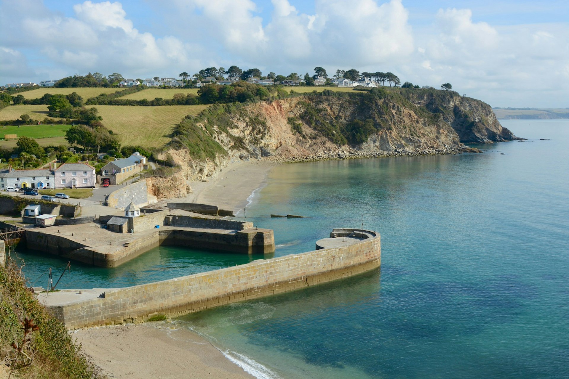 Charlestown Harbour: here be costume dramas © Nickos / Getty Images