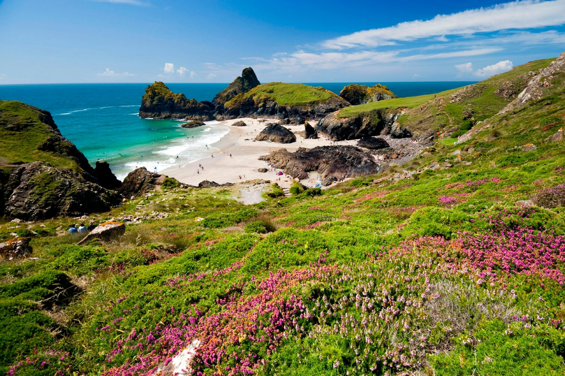 The impossibly pretty Kynance Cove is part of the the Lizard Peninsula © Matt Munro / Lonely Planet