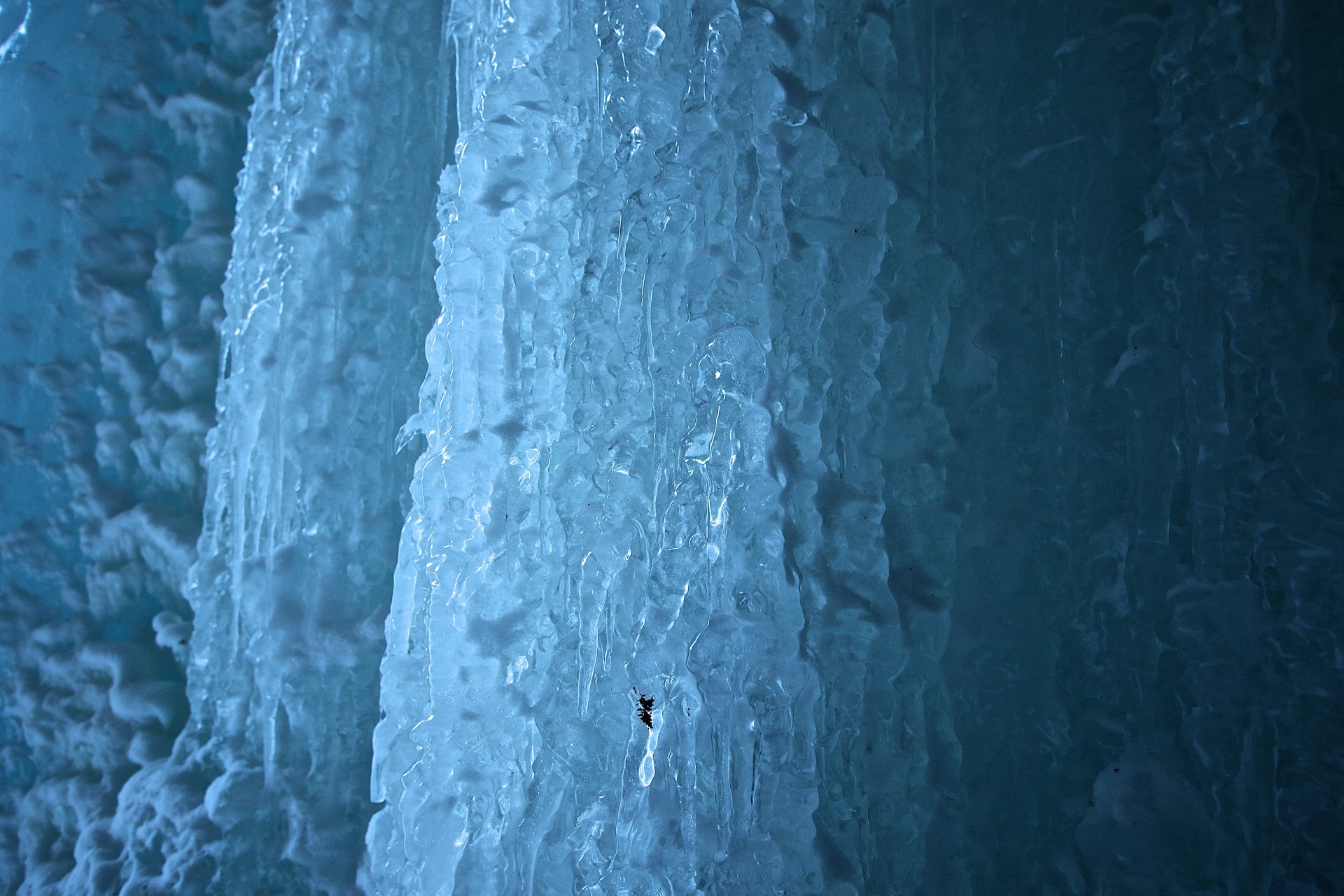Features - eskerfossen1-c3426288f4d1
