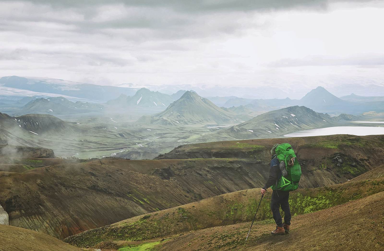 laugavegur hiking trail