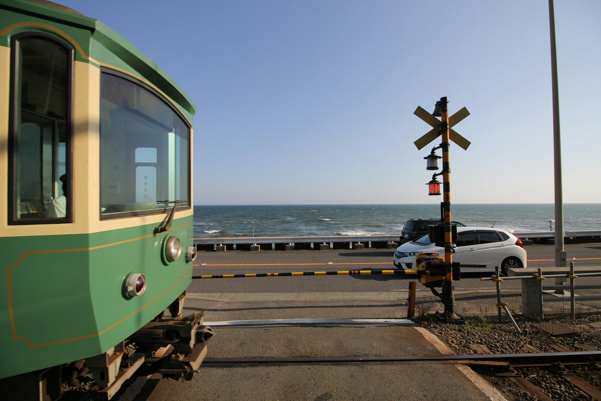 An Enoden line train, Kamakura