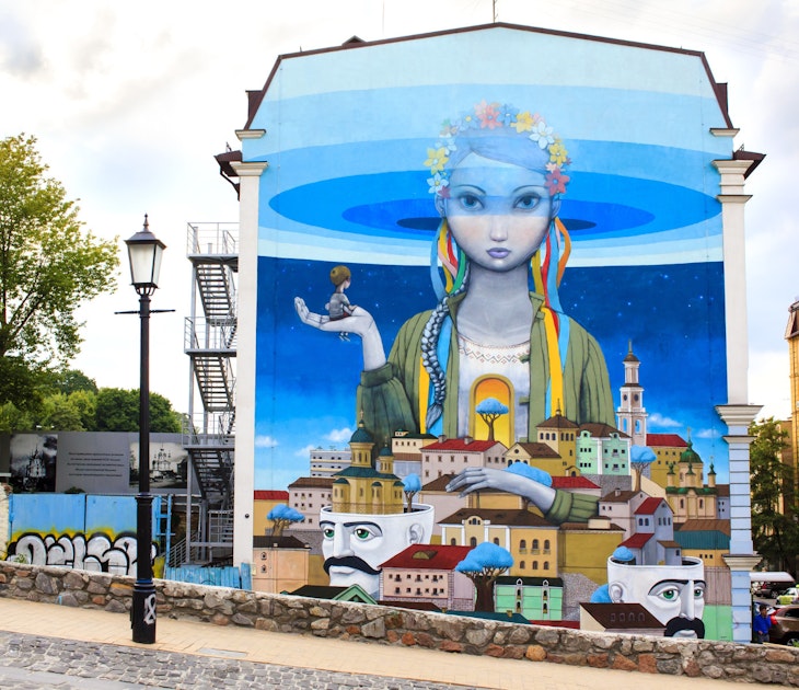 Stunning 'Revival' mural on Kyiv's Andriyivskyy Uzviz © Rrrainbow / Shutterstock