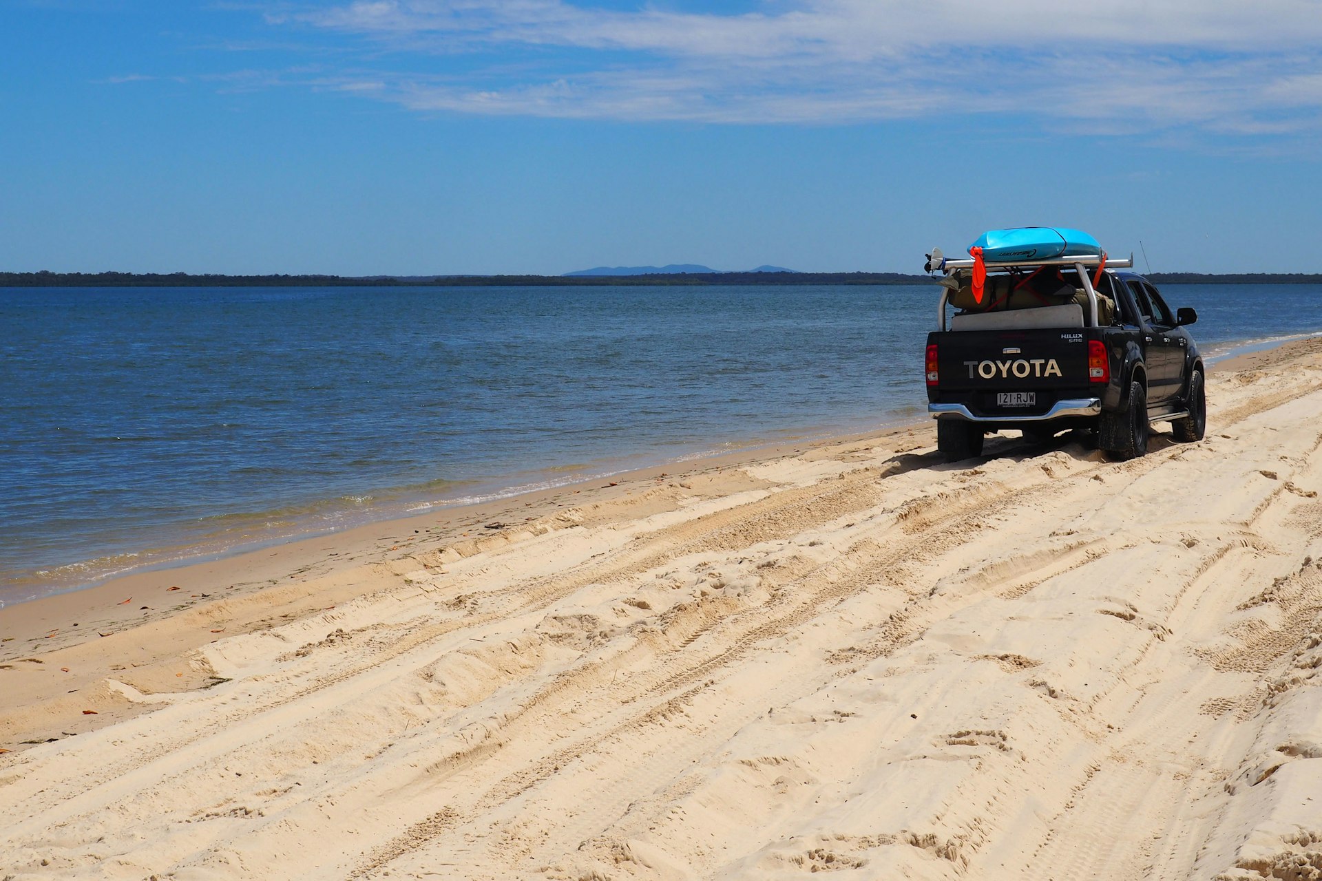 Driving on Fraser Island