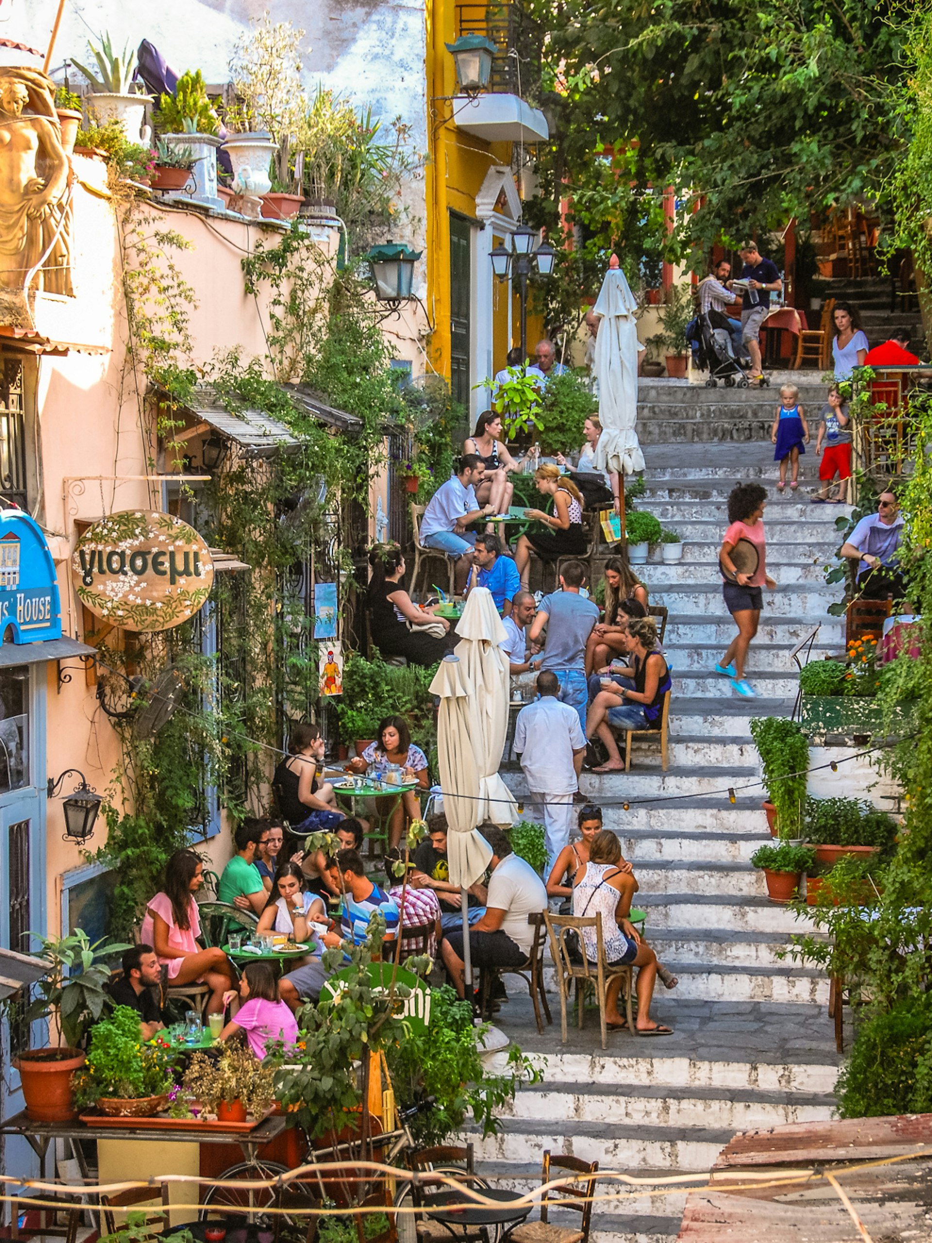 Al fresco dining in Athens' Plaka neighbourhood © T.Slack / Shutterstock