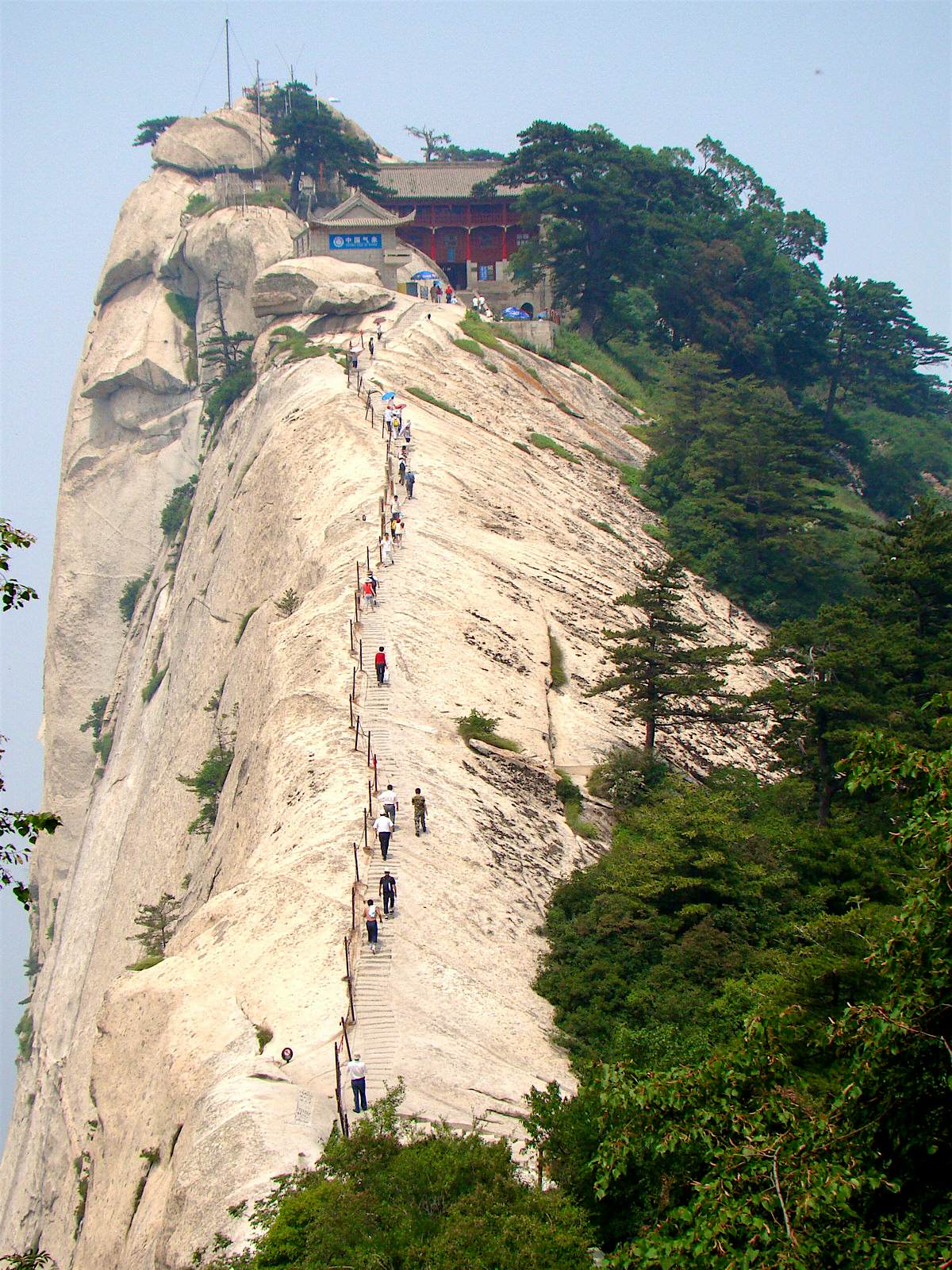 Escape from Xi'an: Hiking Hua Shan, China's sacred Taoist peak - Lonely