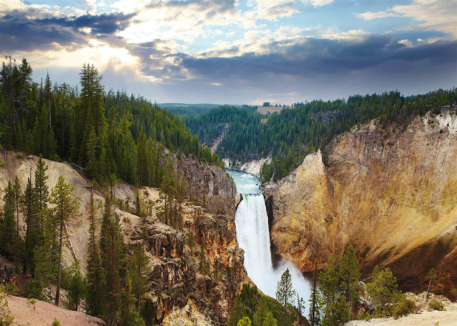 America's 'pocket planet': exploring Yellowstone National Park - Lonely ...
