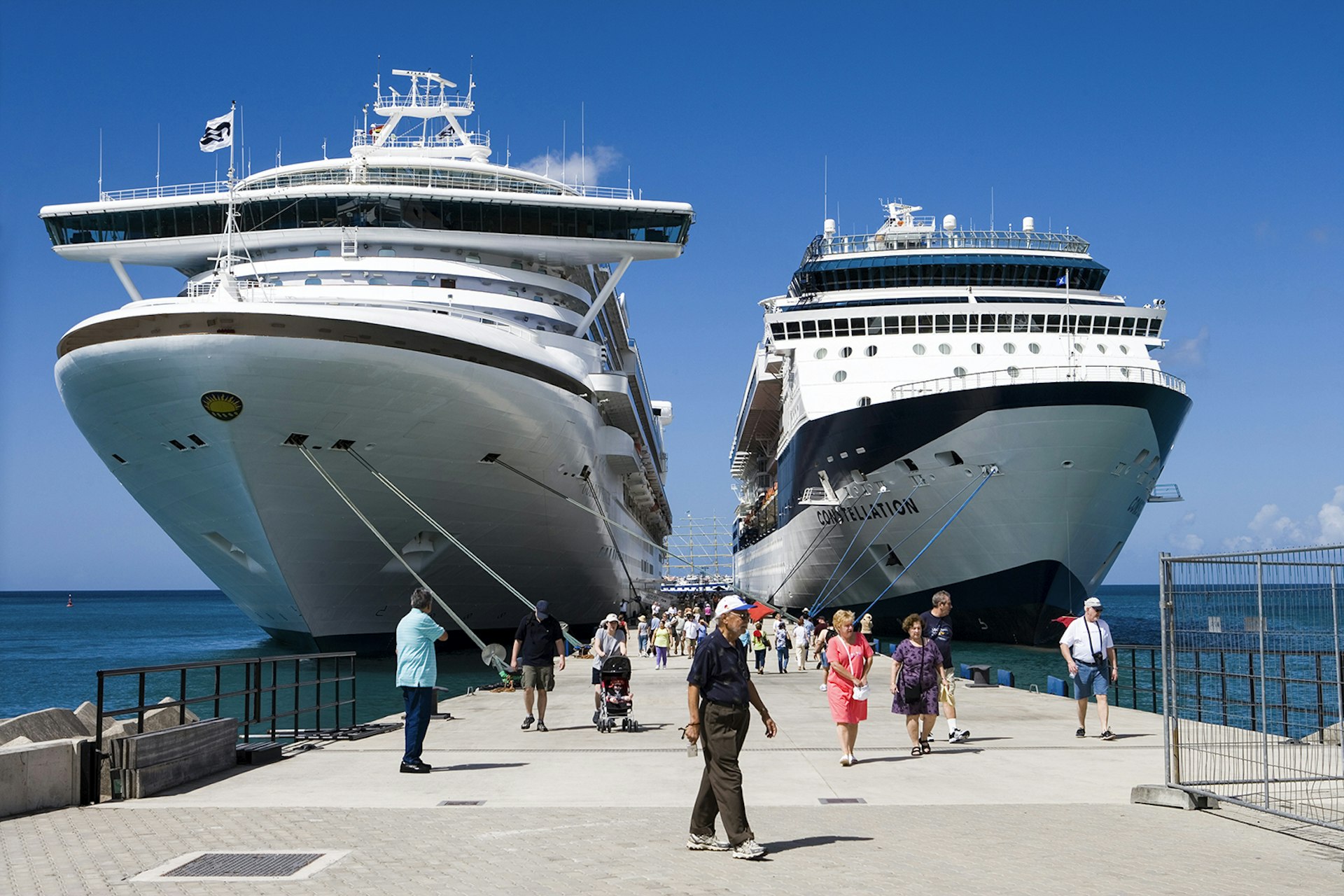 Features - Cruise ships 'Golden Princess' and 'Constellation', St George's, St George, Grenada, Central America &amp; the Caribbean