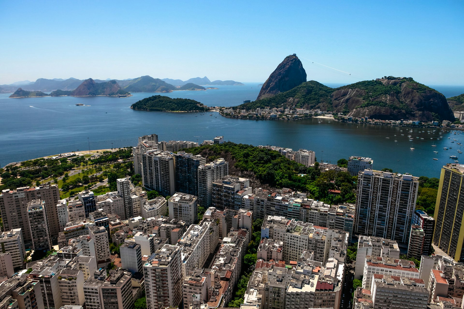An aerial view of Botafogo, with a view of Sugarloaf Mountain © Moskow / Getty Images