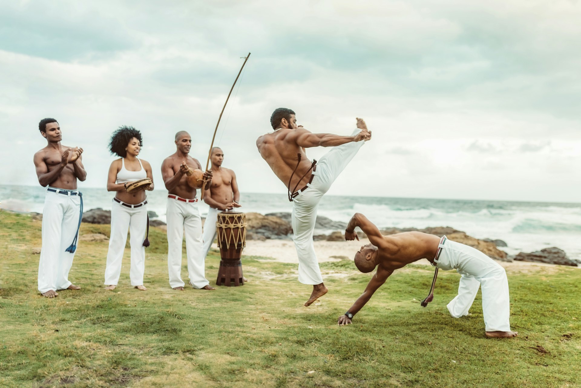 Features - capoeira at beach in Salvador Brazil