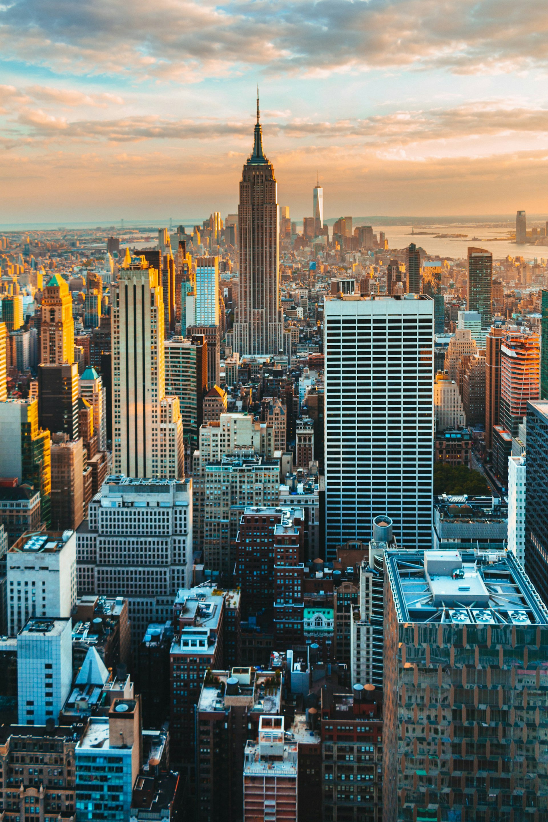 Tony Wheeler's top 10 cities - Sunset views of the Manhattan skyline © H Go / 500px 
