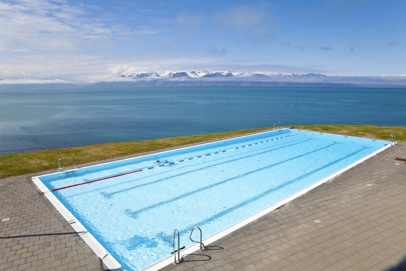 Best swimming pools Iceland hot springs