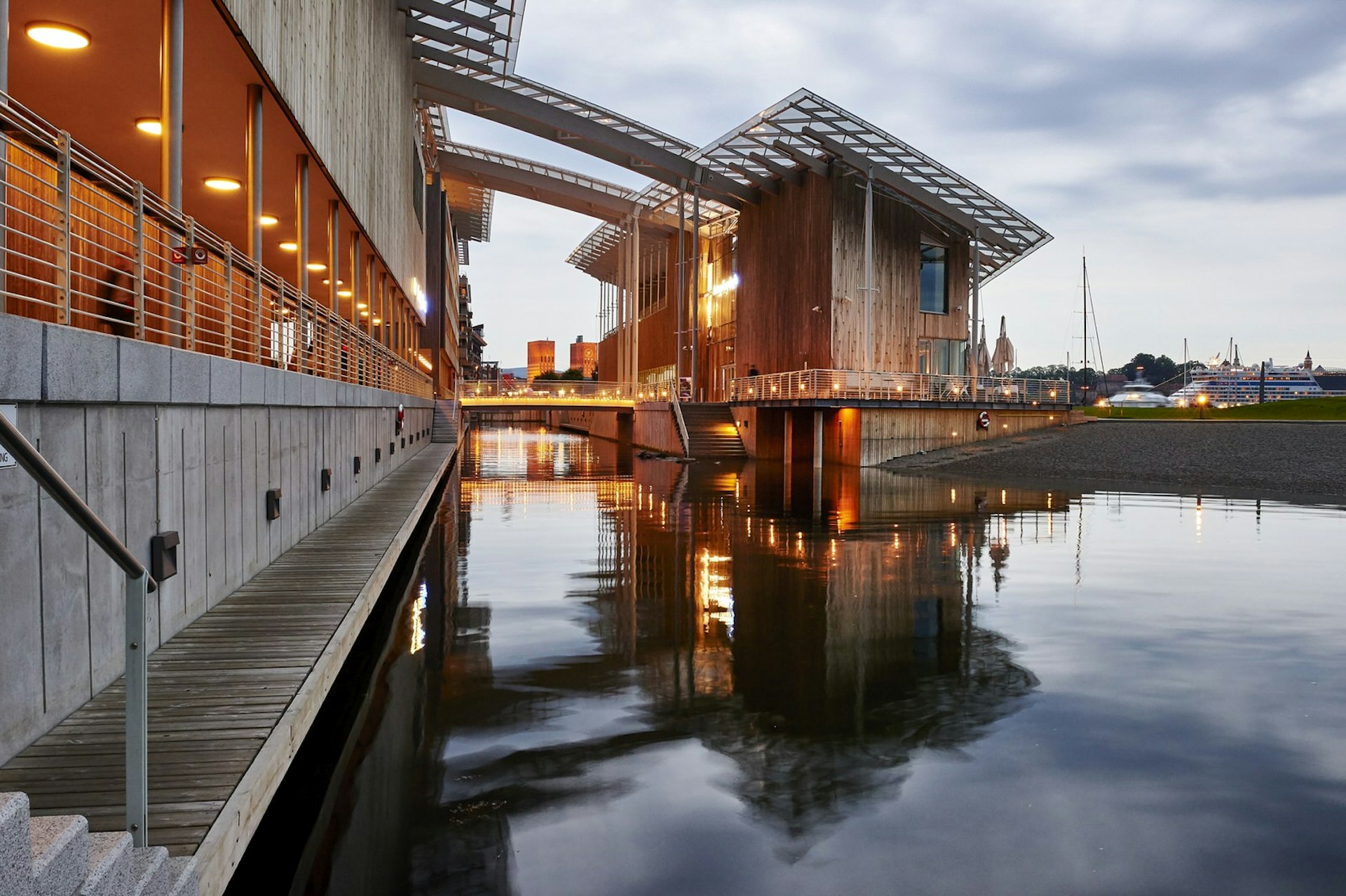 The Renzo Piano-designed Astrup Fearnley Museum in Oslo's Tjuvholmen district © Andrea Pistolesi / Getty Images