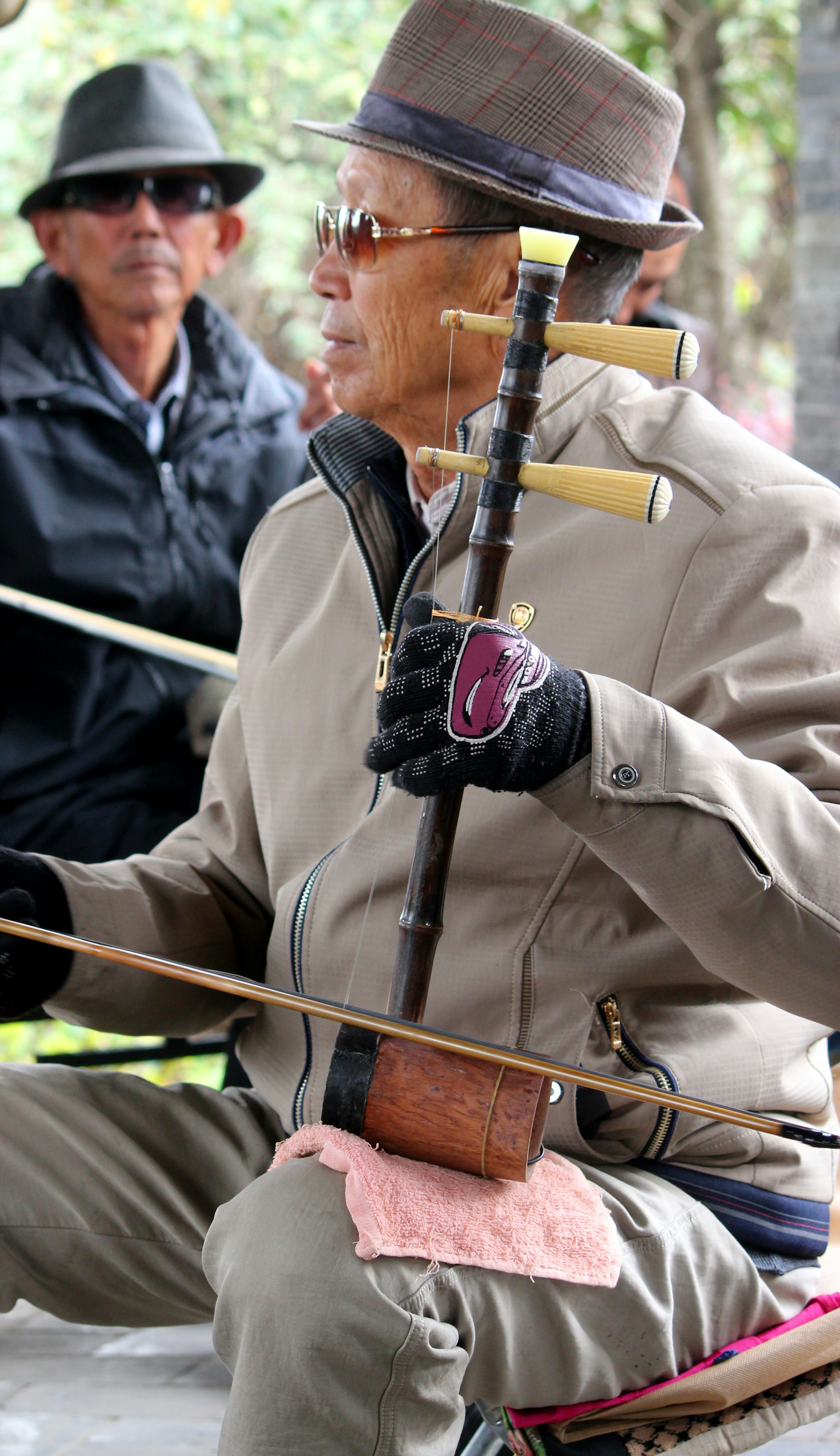 Features - Guandu musicians, Yunnan