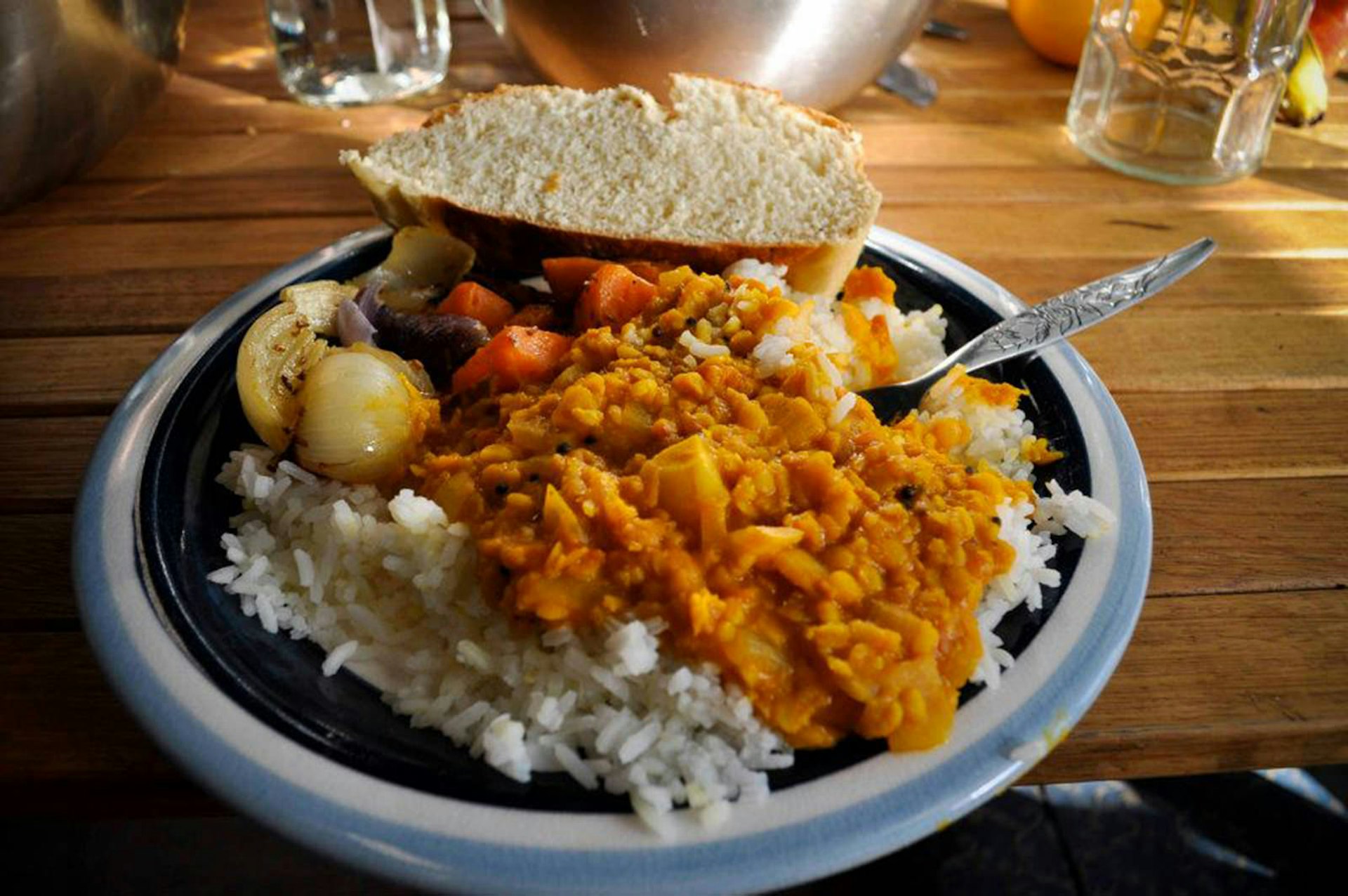 A plate of vegetable curry at the Food Co-op Shop, Canberra © Food Co-op Shop