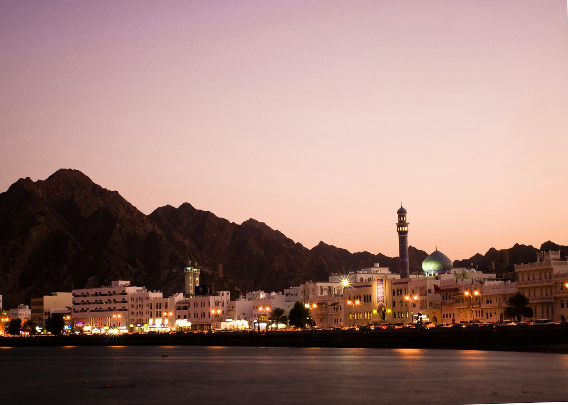 Muscat's corniche, Oman © Ania Blazejewska / Getty Images