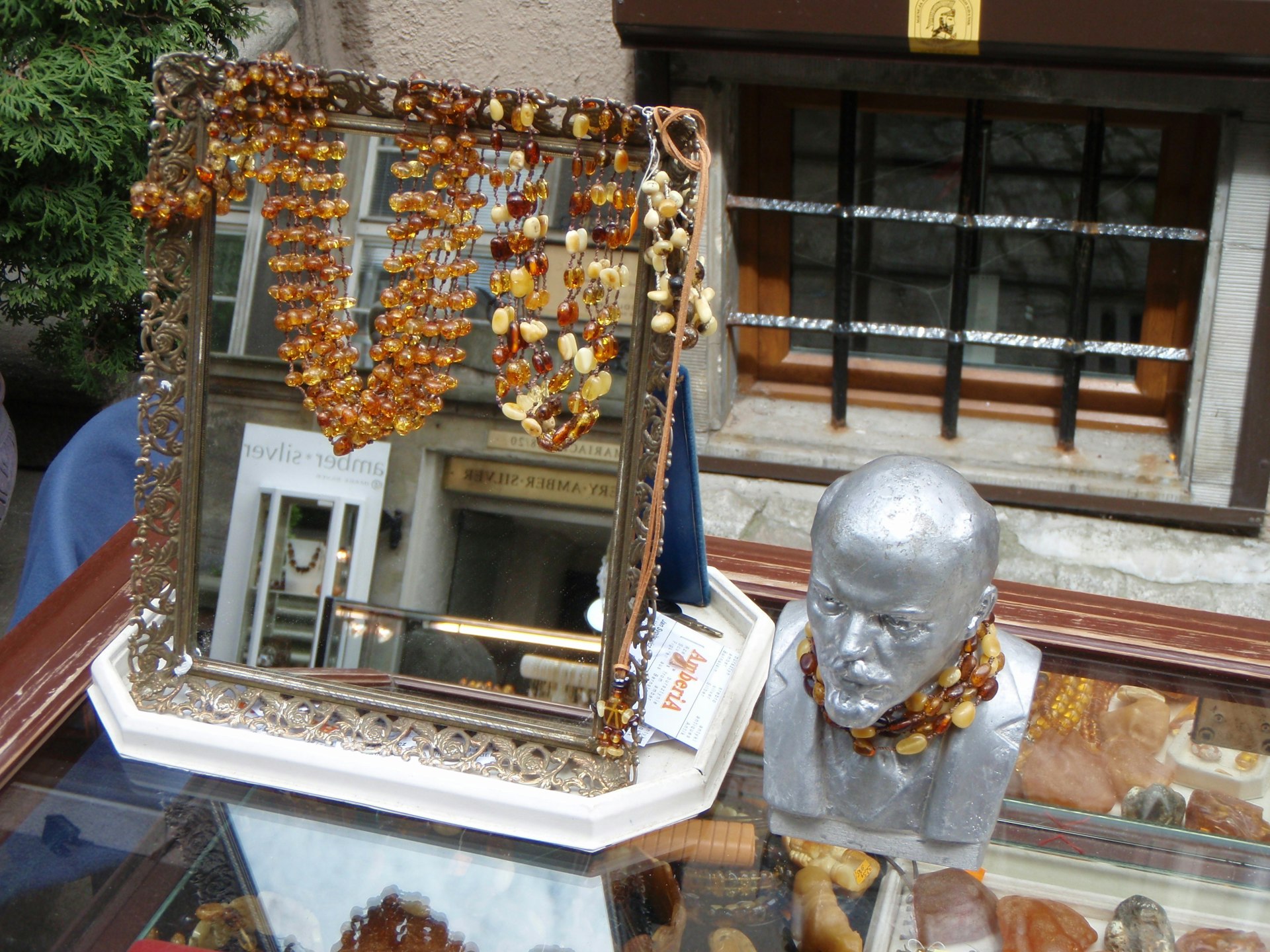 Features - Amber on sale on Mariacka Street, Gdansk, Poland.  credit: Tim Richards