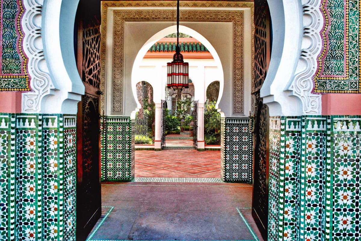 Hãy khám phá bí kíp và kinh nghiệm để tạo ra một spa hoàn hảo tại Marrakesh, nơi mà sự thư giãn và sức khỏe có giá trị vô giá. Những lời khuyên và bài học từ những chuyên gia hàng đầu sẽ giúp bạn tạo ra một trải nghiệm tuyệt vời cho khách hàng của mình. Xem hình ảnh liên quan để tìm hiểu thêm!