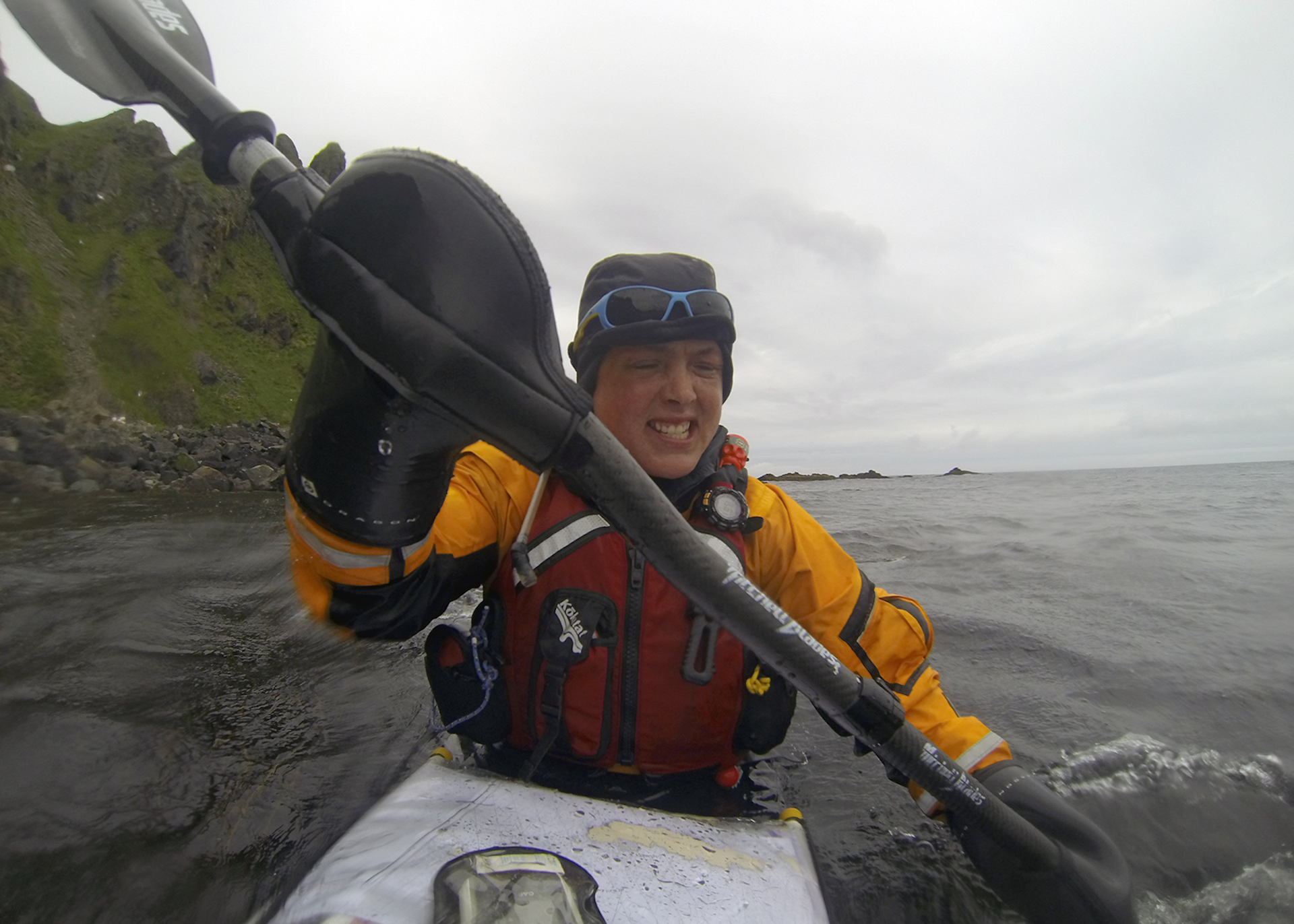 Sarah Outen kayaking in the Aleutian Islands © Sarah Outen