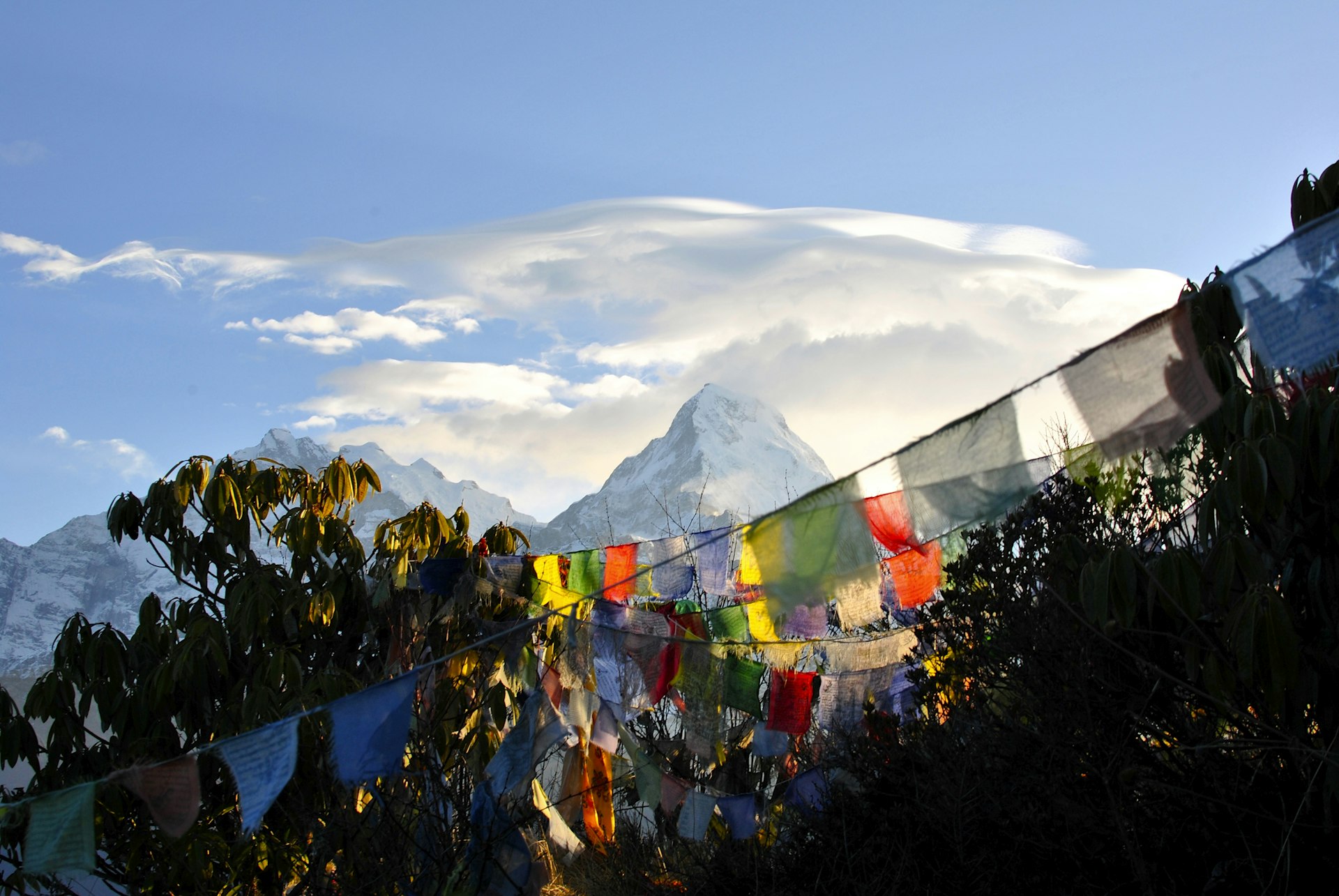 Features - Annapurna Buddhist Prayer Flags