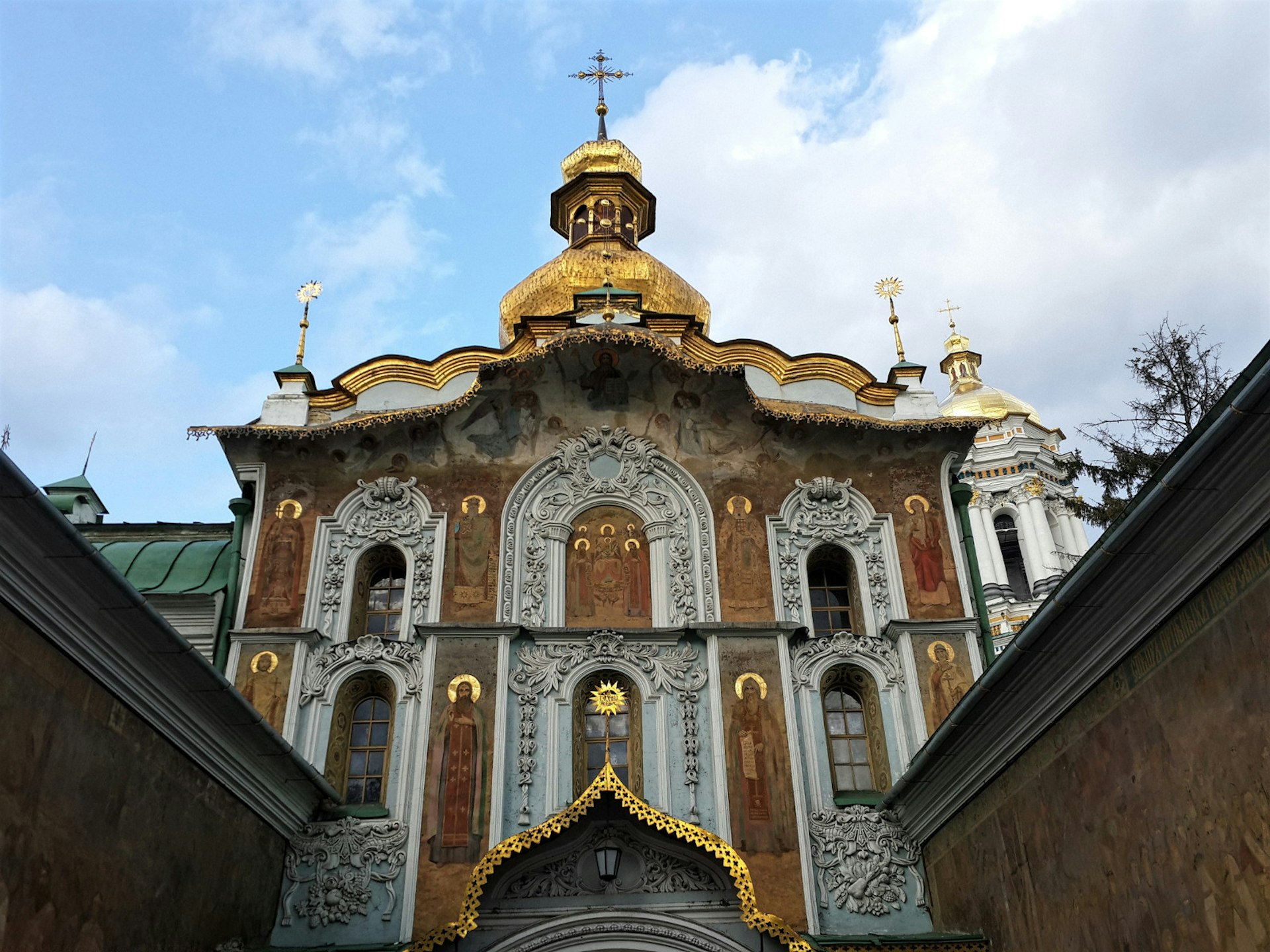 The Gate Church of the Trinity in the Kyevo-Pecherska Lavra © Pavlo Fedykovych / Lonely Planet