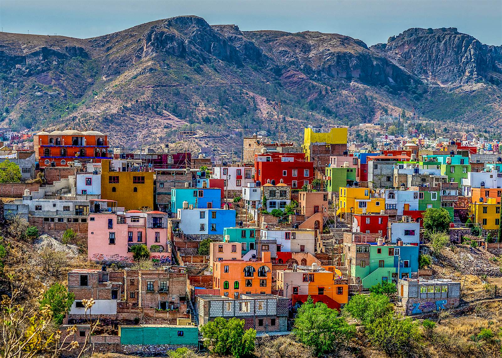 Features - Multi-coloured houses in mountain town of Guanajuato. Multi-coloured houses in mountain town of Guanajuato.