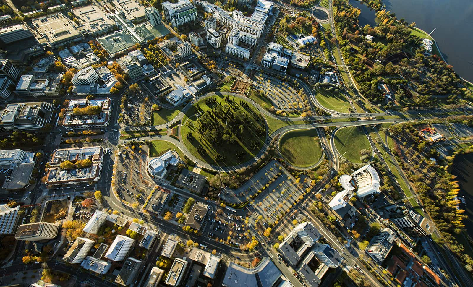 Exploring the wild world of Canberra s unexpected outdoor 