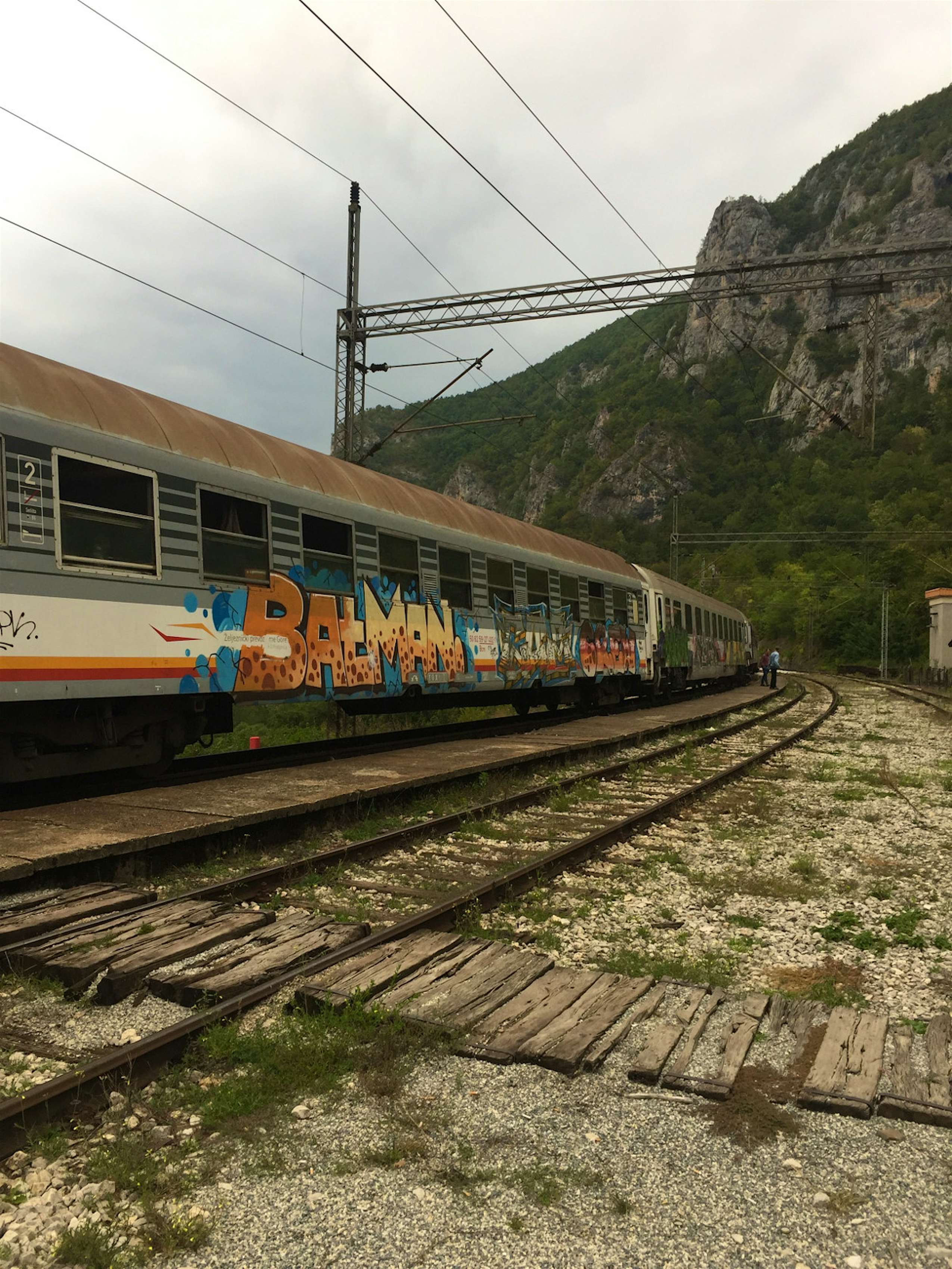 balkans train tour
