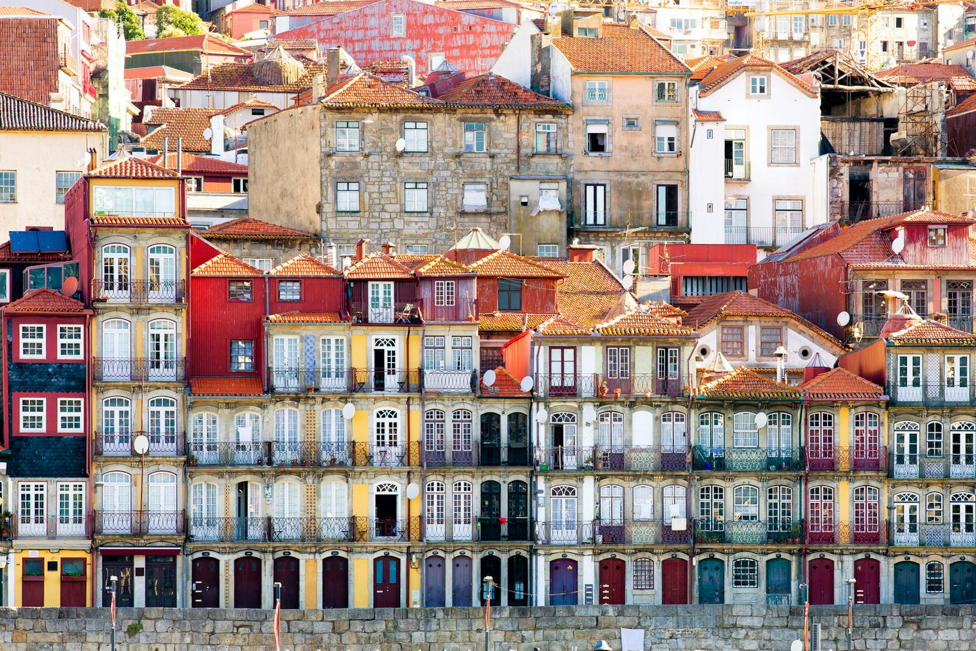 Travel predictions for 2018 - Porto's architecture along the River Douro © Rob van Esch / Shutterstock