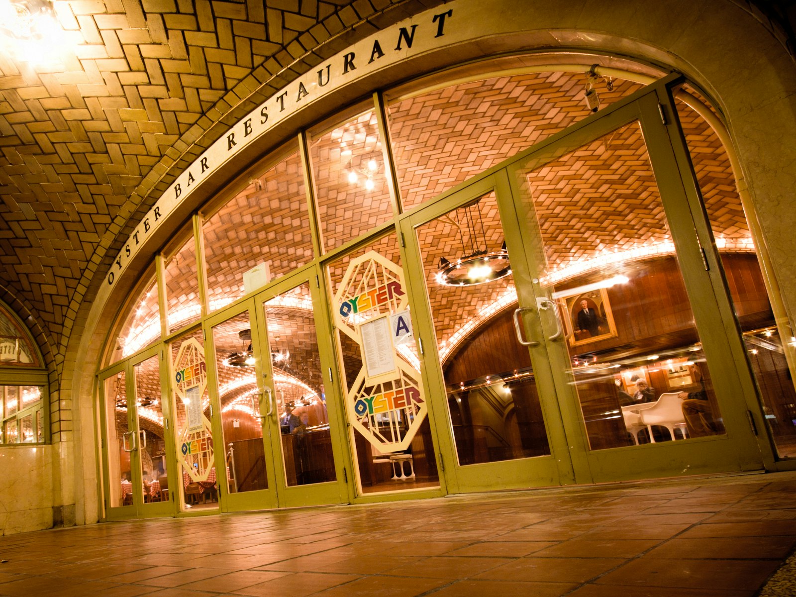 The entrance to New York's iconic Grand Central Oyster Bar