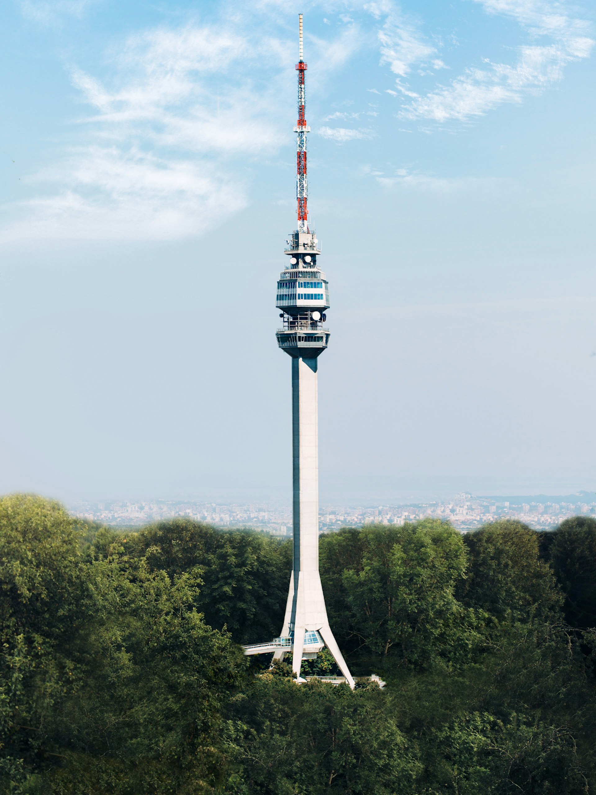 The broadcasting tower and viewing platform on Mt Avala near Belgrade © Creative Photo Corner / Shutterstock