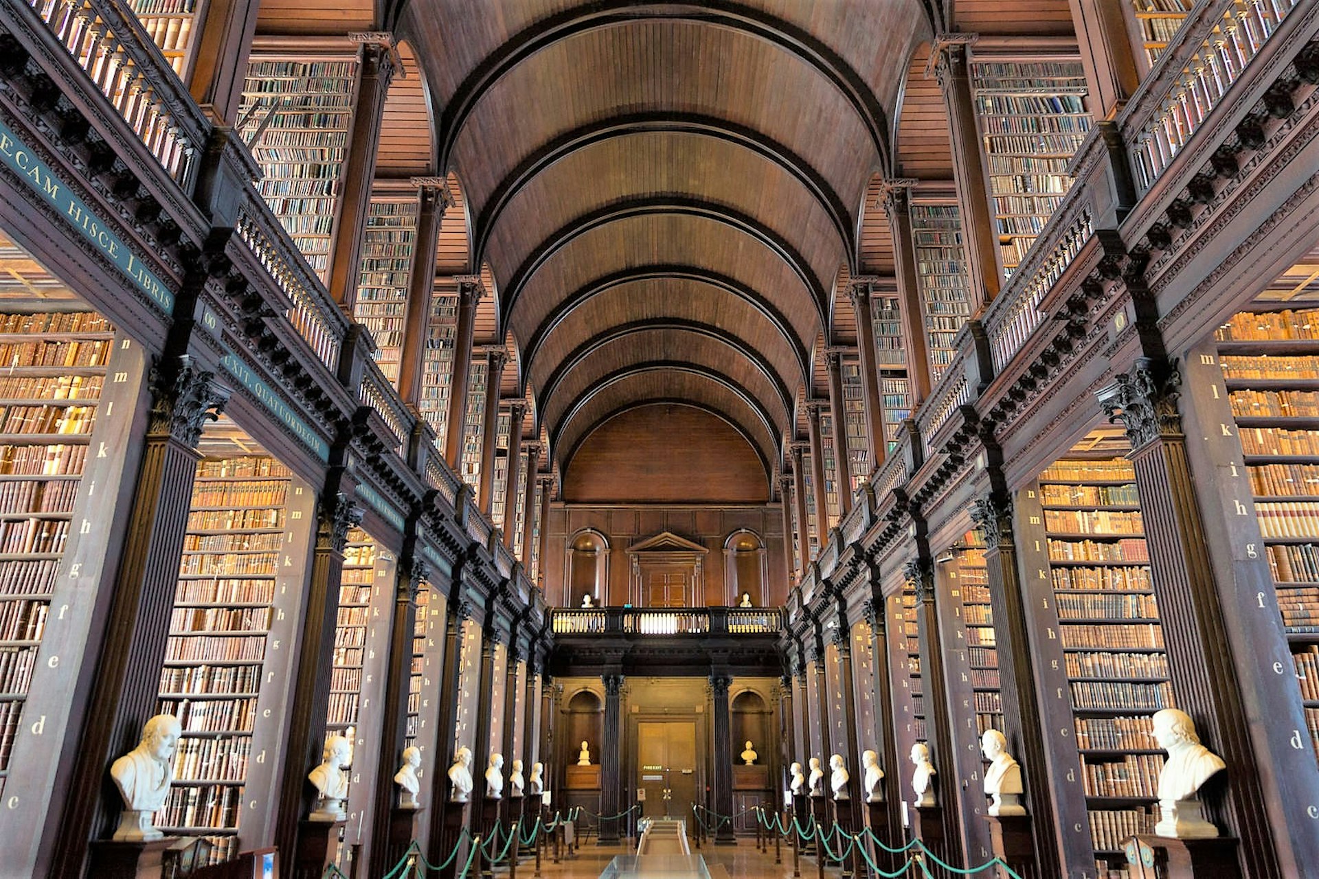 Trinity Colleg Dublin © VanderWolf Images / Shutterstock