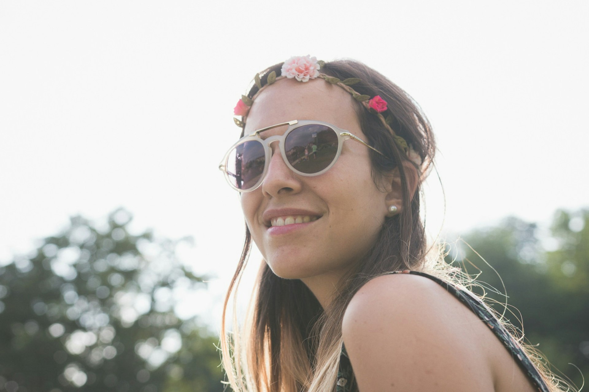 Woman in sunglasses at an Aperos Urbains event in Brussels, Belgium