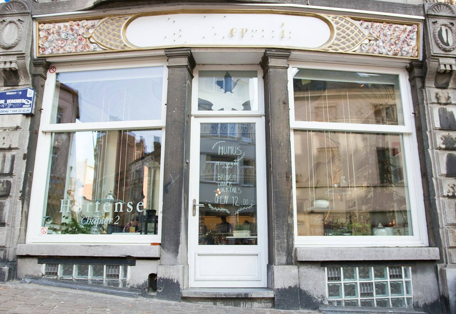 The exterior of Hortense & Humus serves delicate vegetarian restaurant in Brussels