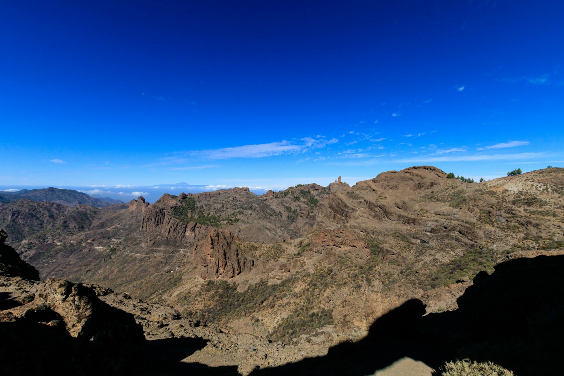Looking out over the barren beauty of Gran Canaria's centre © Gran Canaria Natural and Active